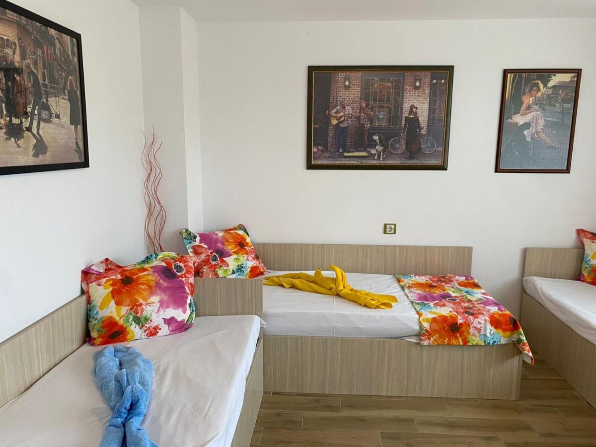 ホテル Jacky'S House チェルノモレツ エクステリア 写真
